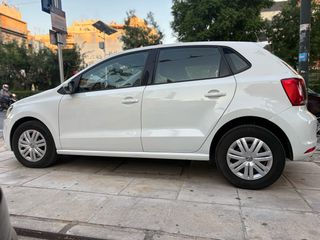 Volkswagen Polo 2016-thumb-6
