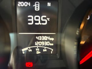 Volkswagen Polo 2016-thumb-24