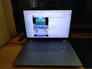 HP ZBook Fury G1i 18