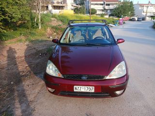 Ford Focus 2002 Ghia-thumb-6