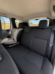 Dacia Duster 2014 PRESTIGE 4X2-thumb-7