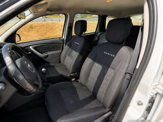 Dacia Duster 2014 PRESTIGE 4X2-thumb-4
