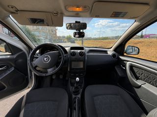 Dacia Duster 2014 PRESTIGE 4X2-thumb-6