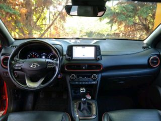Hyundai Kona 2018 orange exclusive-thumb-11