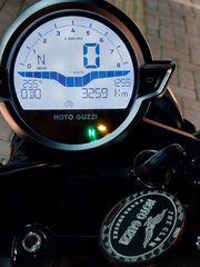 Moto Guzzi V 7 2023 STONE-thumb-1