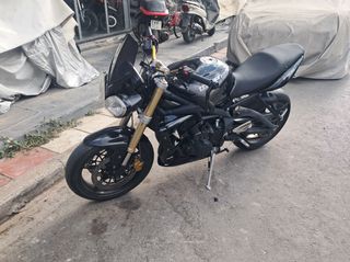 Triumph Street Triple 675 2013-thumb-3