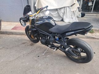 Triumph Street Triple 675 2013-thumb-5