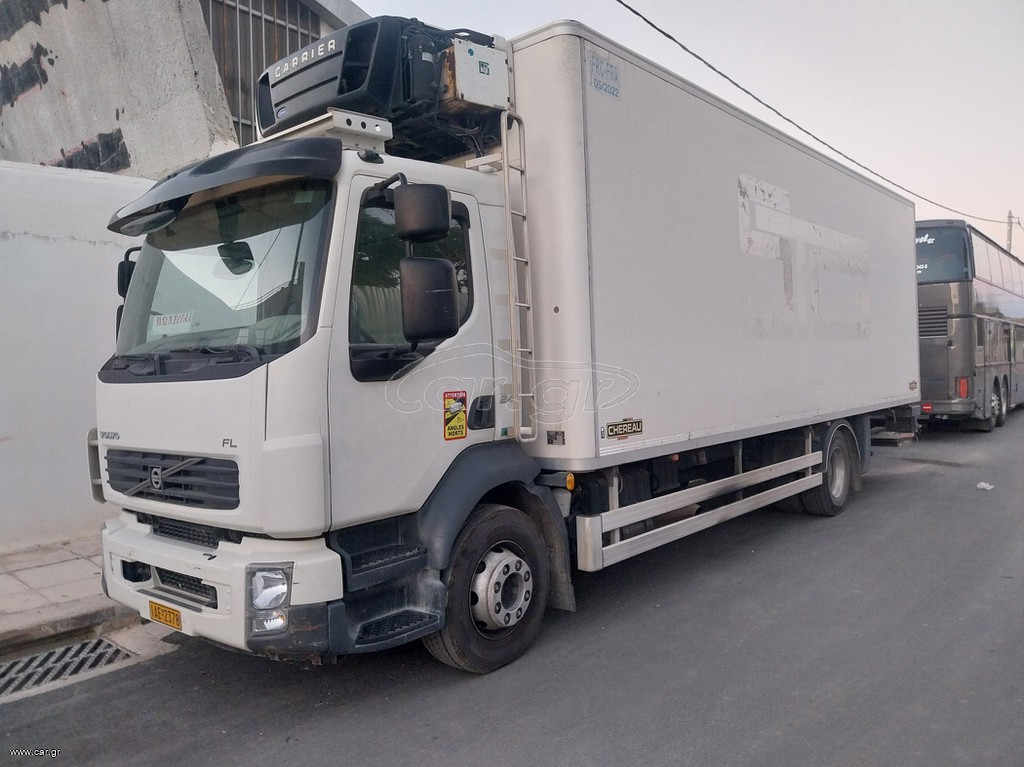 Ψυγείο Volvo 2010