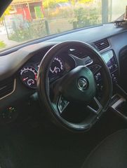 Skoda Octavia 2018-thumb-3