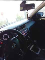 Skoda Octavia 2018-thumb-4
