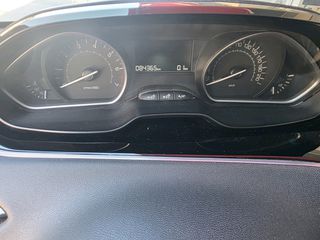 Peugeot 208 2016-thumb-7