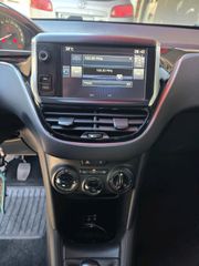 Peugeot 208 2016-thumb-8