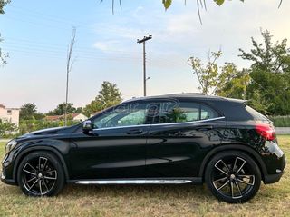 Mercedes-Benz GLA 180 2018 AMG LINE PANORAMA AUTOMATIC-thumb-7