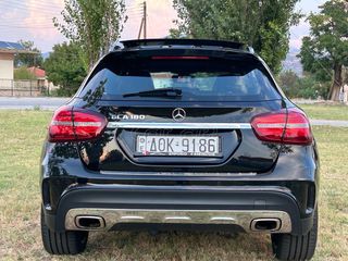Mercedes-Benz GLA 180 2018 AMG LINE PANORAMA AUTOMATIC-thumb-10