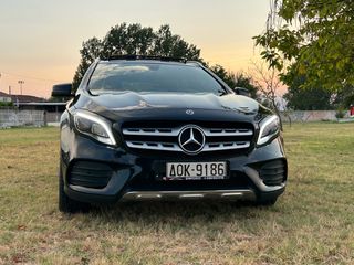 Mercedes-Benz GLA 180 2018 AMG LINE PANORAMA AUTOMATIC-thumb-11