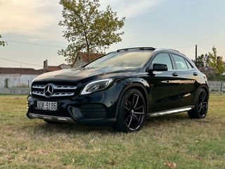 Mercedes-Benz GLA 180 2018 AMG LINE PANORAMA AUTOMATIC-thumb-9