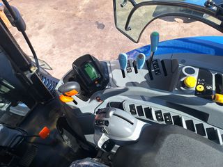 Τρακτέρ New Holland 2013 T6.120-thumb-2