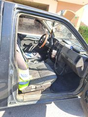 Nissan Navara 2001-thumb-7