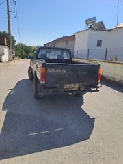 Nissan Navara 2001-thumb-4