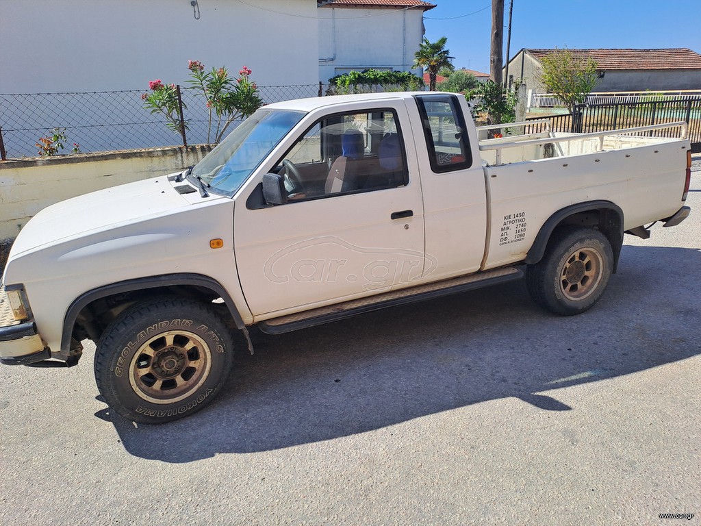 Nissan Navara 2001