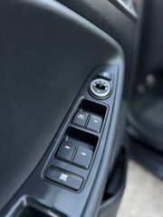 Hyundai i 20 2015 1.2 Panorama/Clima/Parktronic Full Extra-thumb-23