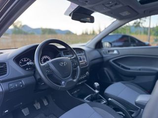 Hyundai i 20 2015 1.2 Panorama/Clima/Parktronic Full Extra-thumb-25