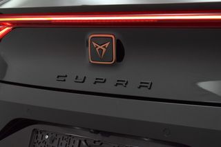 Cupra Leon 2022 eTSI PHEV DSG 204hp-thumb-6