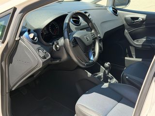 Seat Ibiza 2016 CONNECT TDI CLIMA/LED/ FULL EXTRA-thumb-9