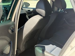 Seat Ibiza 2016 CONNECT TDI CLIMA/LED/ FULL EXTRA-thumb-10