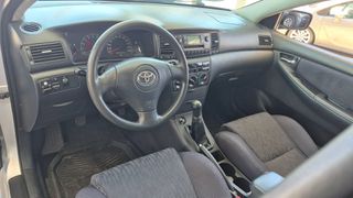 Toyota Corolla 2003 VVTI-thumb-9