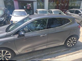 Renault Clio 2023 999cc-thumb-1