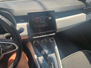 Renault Clio 2023 999cc-thumb-4