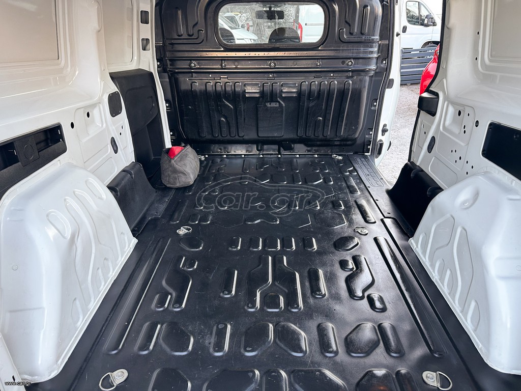 Fiat Doblo thumbnail 17