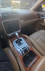 Porsche Cayenne 2004 Turbo-thumb-21
