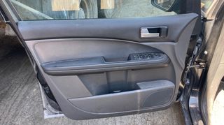 FORD FOCUS C - MAX-thumb-1