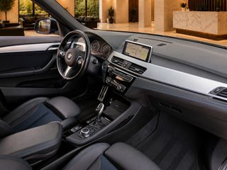 Bmw X2 2022 XDRIVE25D,MSPORT,PANORAMA,ΔΕΡΜΑ,ACC,FULL SERVICE-thumb-5