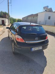 Opel Astra 2005-thumb-3