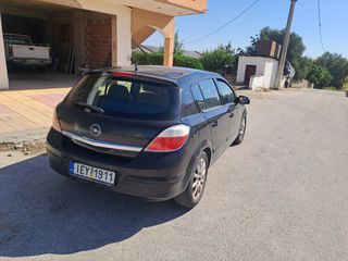 Opel Astra 2005-thumb-4