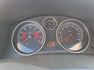 Opel Astra 2005-thumb-10