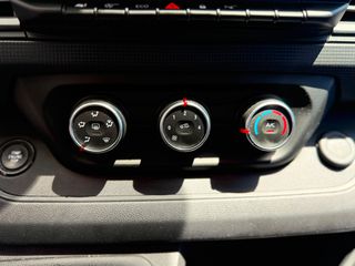 Κλούβα Renault 2023 TRAFIC L2H1 2000cc /135 ps /Euro6D/LED XENON-thumb-24
