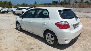 Toyota Auris 2011 1.8 HYBRID ME BOOK SERVICE-thumb-2