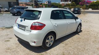 Toyota Auris 2011 1.8 HYBRID ME BOOK SERVICE-thumb-3