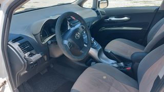 Toyota Auris 2011 1.8 HYBRID ME BOOK SERVICE-thumb-12