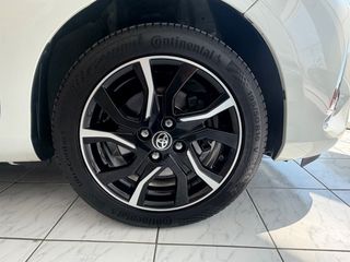 Toyota Yaris 2018 1.5 c.c 111hp 5D Selection 6 M/T-thumb-31