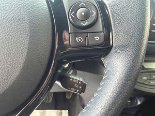 Toyota Yaris 2018 1.5 c.c 111hp 5D Selection 6 M/T-thumb-17