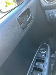 Hyundai i 10 2018 1.0 YES!-thumb-18