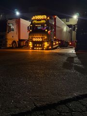 Volvo 2000-thumb-3