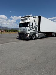 Volvo 2000-thumb-5