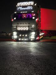 Volvo 2000-thumb-12