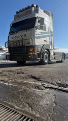 Volvo 2000-thumb-25